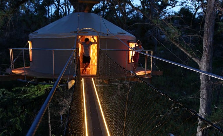 Austin tree house hotel in Spicewood, TX