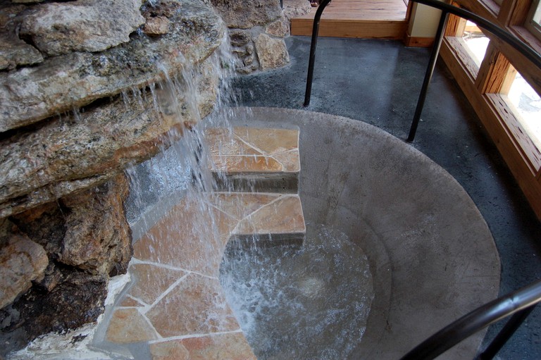 Water feature in Cypress Valley treehouse