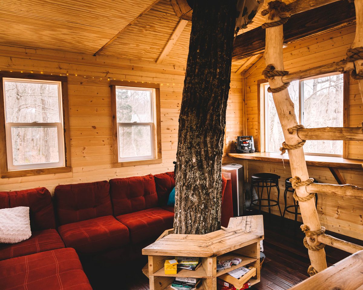 Stunning Tree House near Germantown, Kentucky
