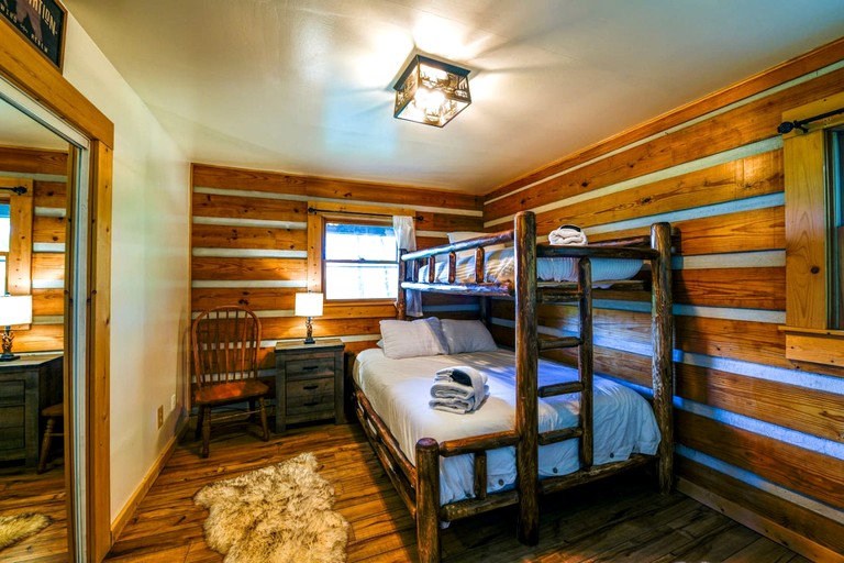 Cabins (United States of America, Sylva, North Carolina)