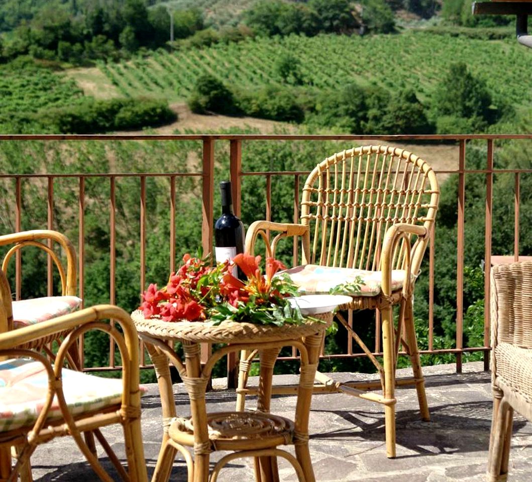 Stunning Holiday Rental with a Swimming Pool in Poggibonsi, Tuscany, Italy