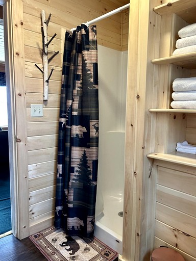 Cabins (United States of America, Greenville, Maine)