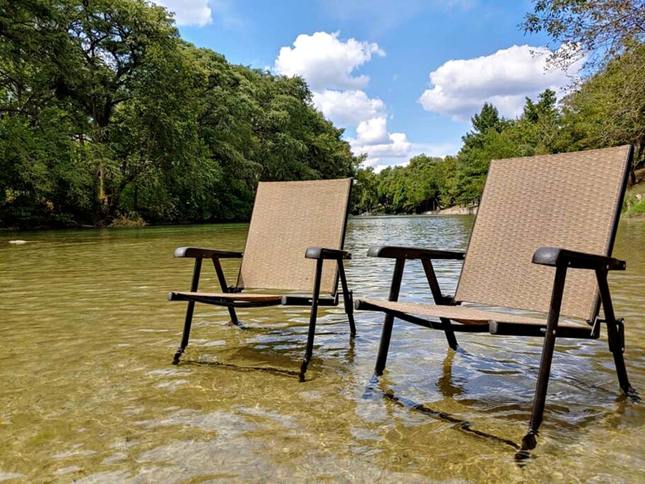 Stunning Waterfront Cabin for Unforgettable Texas Glamping Getaways