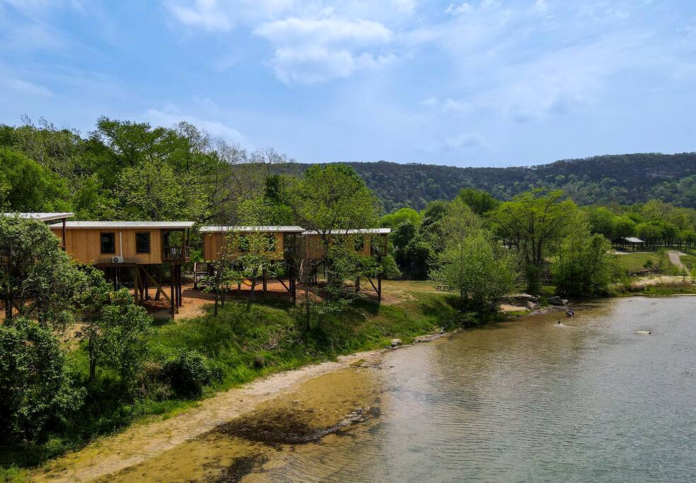 Stunning Waterfront Cabin for Unforgettable Texas Glamping Getaways