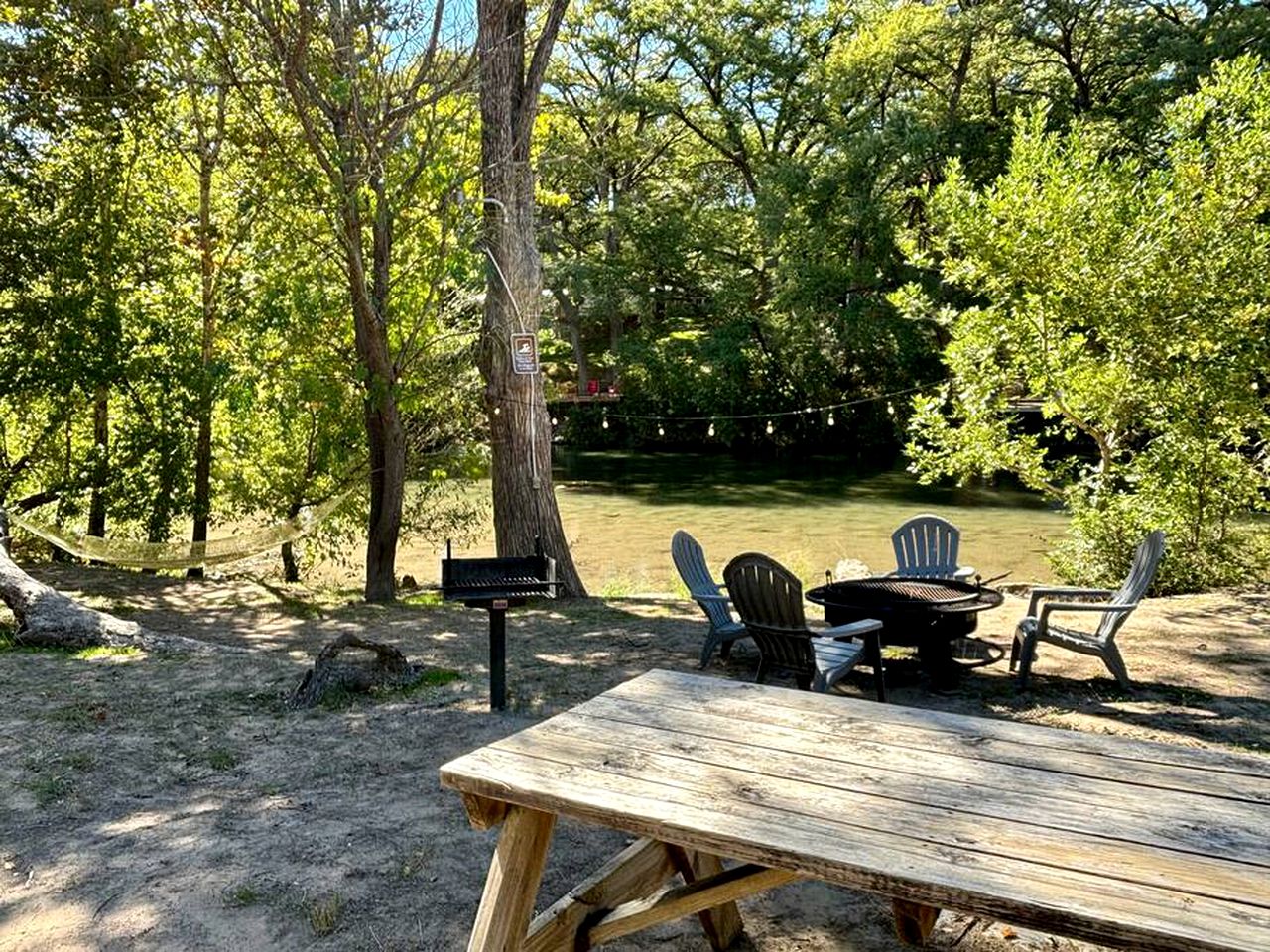 Stunning Waterfront Cabin for Unforgettable Texas Glamping Getaways