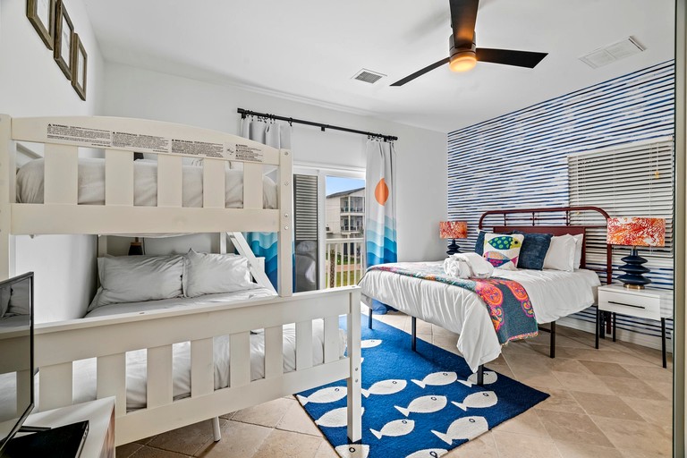 Beach Houses (United States of America, Galveston, Texas)