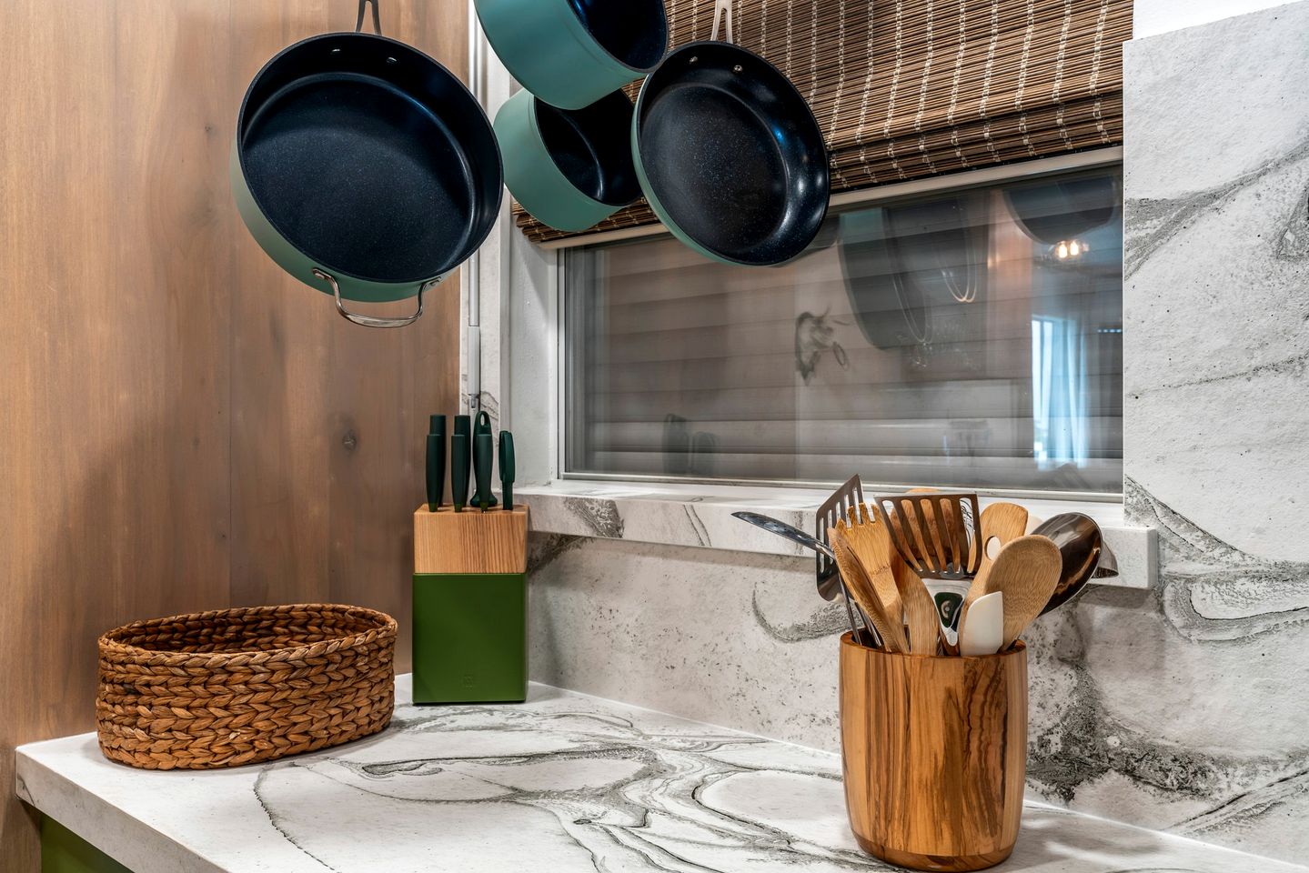 Amazing Waterfront Home with Stunning Sunset Views and a Private Pier in Galveston, Texas