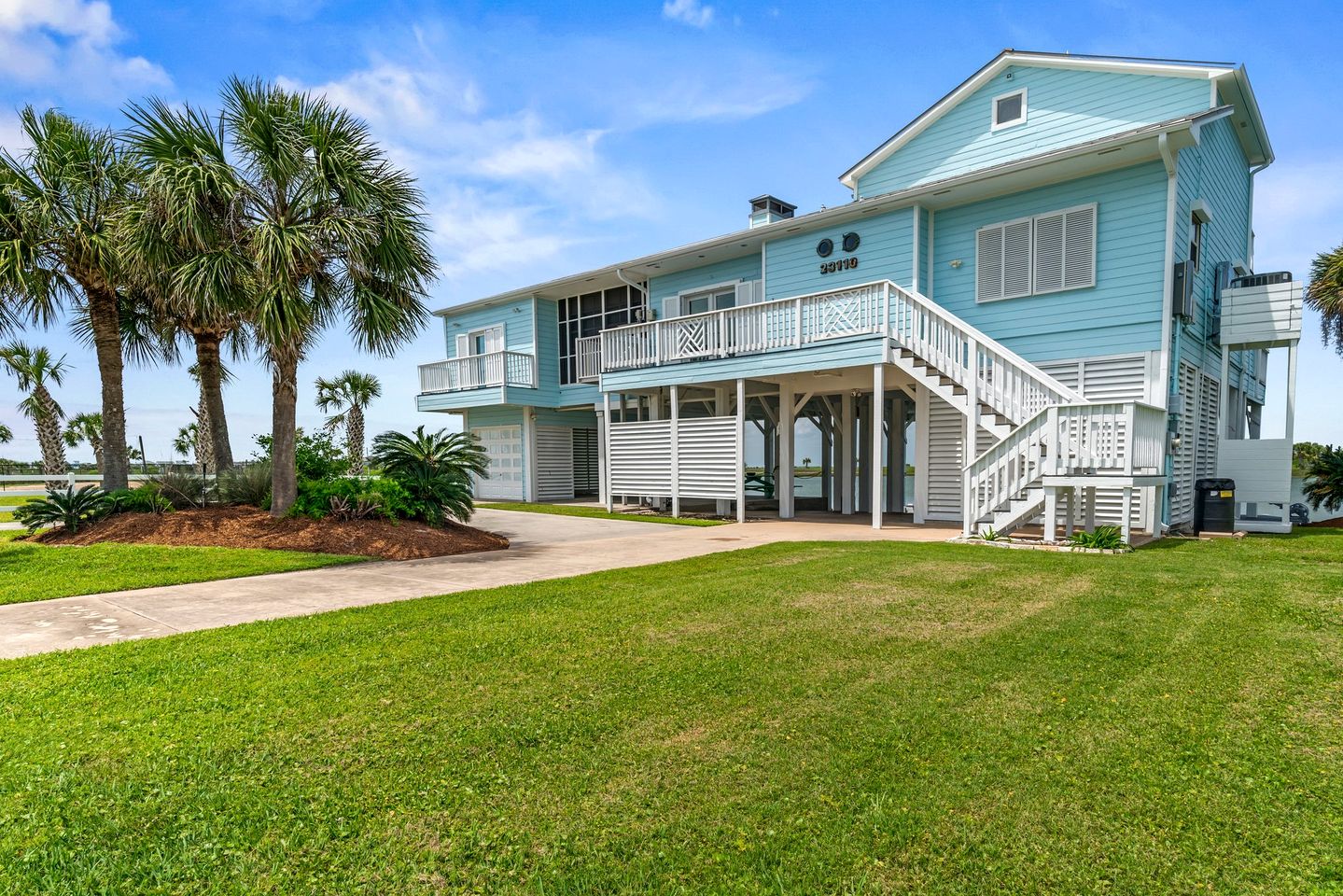 Amazing Waterfront Home with Stunning Sunset Views and a Private Pier in Galveston, Texas