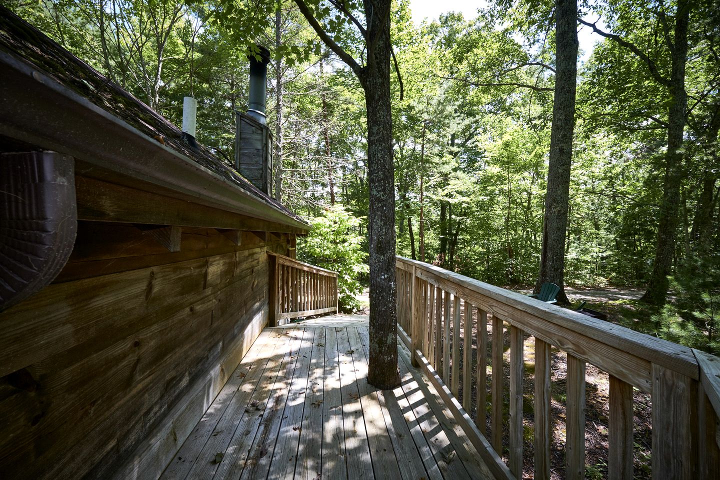 Stunning Wooden Cottage with Hot-tub in Sevierville, Tennessee