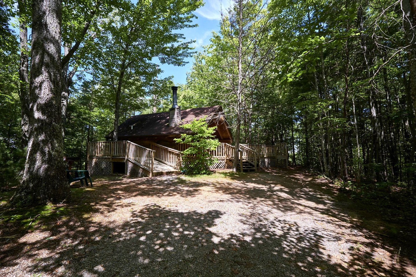 Stunning Wooden Cottage with Hot-tub in Sevierville, Tennessee