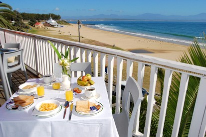 Stunningly Renovated Trains with Sea Views in Mossel Bay, South Africa photo 4