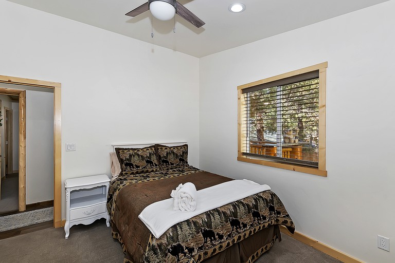 Cabins (United States of America, Big Bear City, California)
