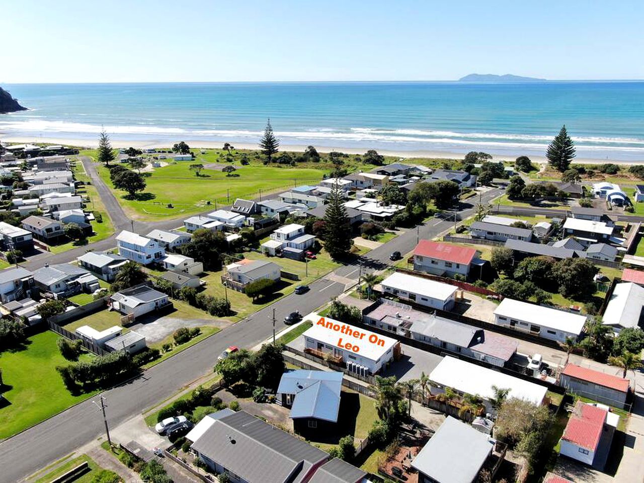 Stylish Glamping Haven at the Bay of Plenty - Perfect for Vacations in New Zealand