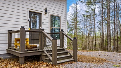 Stylish Modern Getaway with Fire Pit near DeSoto Falls in Mentone, AL photo 2