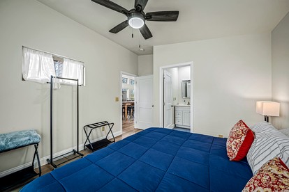 Stylish Modern Getaway with Fire Pit near DeSoto Falls in Mentone, AL photo 5