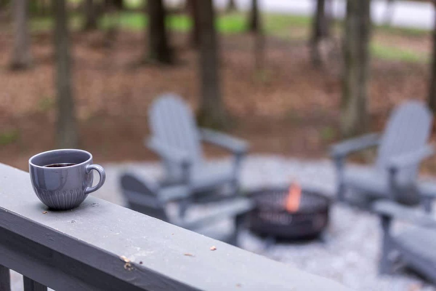 Peaceful Getaway in Hedgesville, Virginia, with Fire Pit and Pool Access, near Antietam National Battlefield