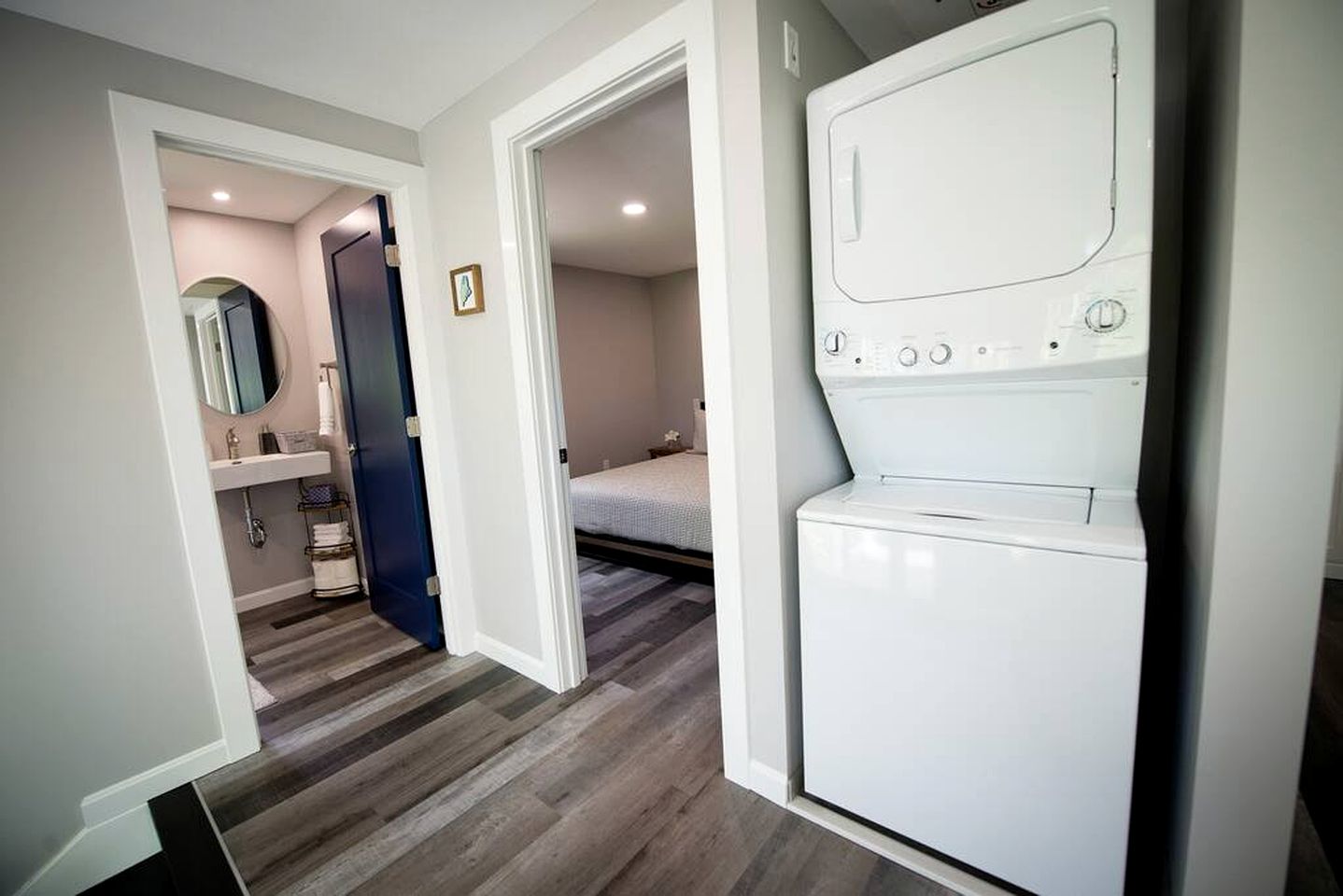 Lake Cabin Ideal for Outdoor Adventures in Maine