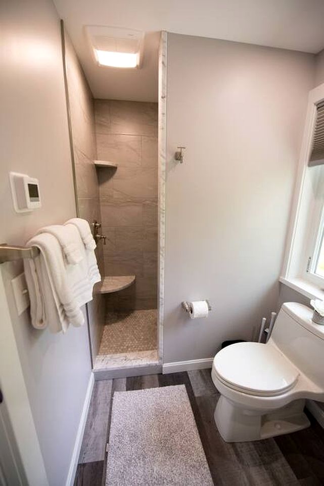 Lake Cabin Ideal for Outdoor Adventures in Maine