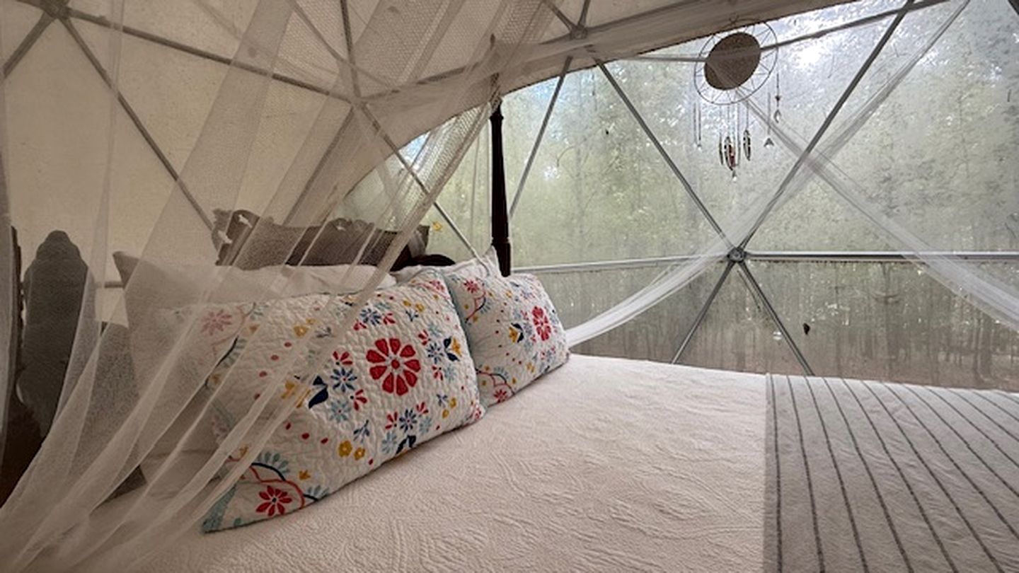 Sublime Geodesic Dome Haven near Lake Oconee in Georgia