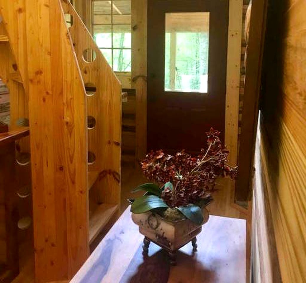 Charming Tree House with a Hot Tub in Chattahoochee National Forest, Georgia