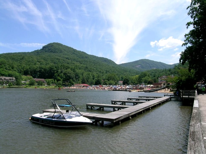 Cabins (Marion, North Carolina, United States)