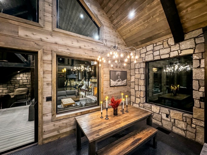 Cabins (United States of America, Duck Creek Village, Utah)