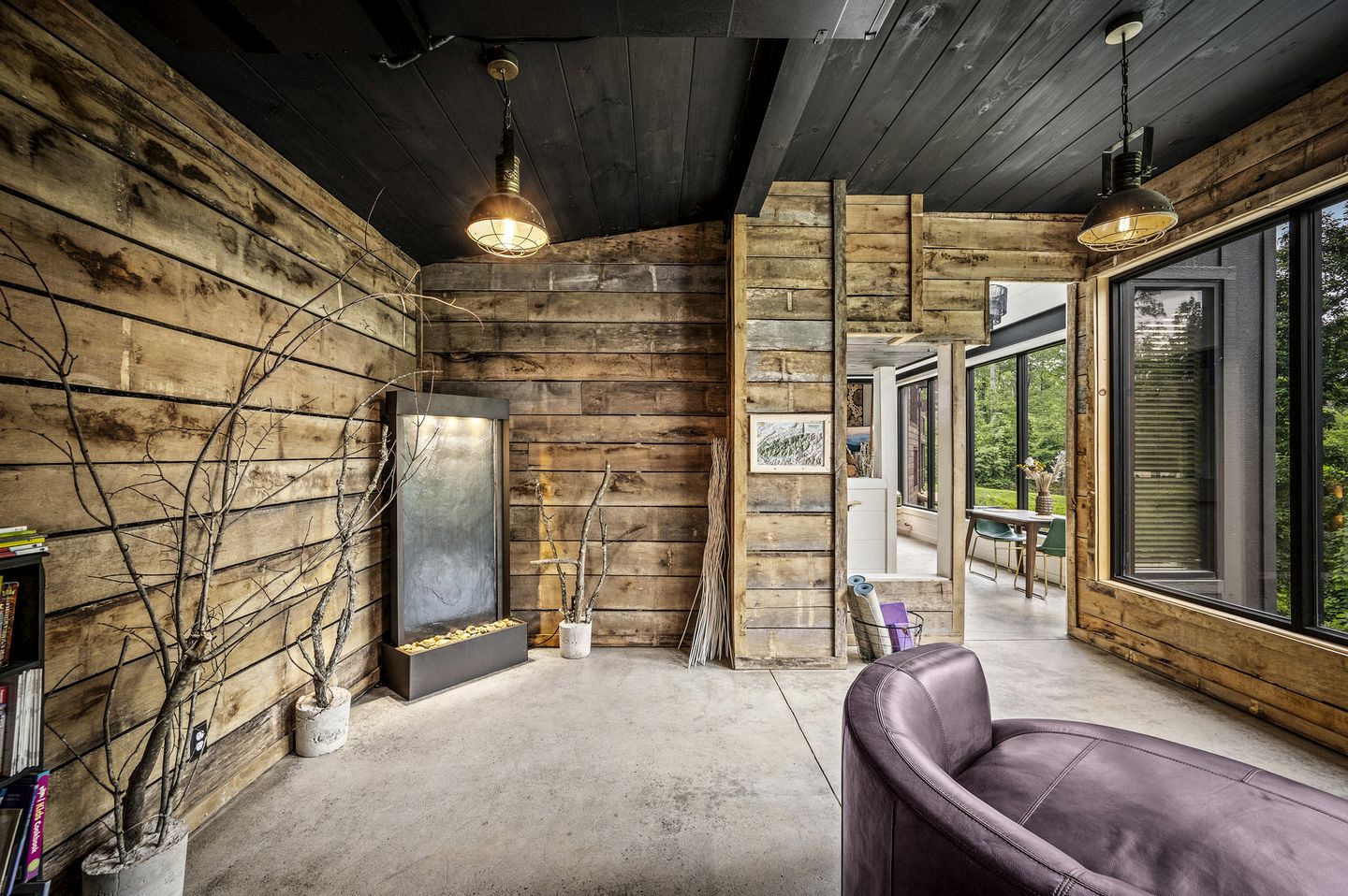 Beautiful Cabin with Indoor Swimming Pool and Sauna in Gatlinburg, Tennessee