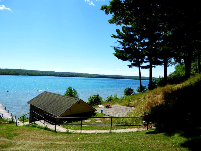 Cabins (Cohasset, Minnesota, United States)