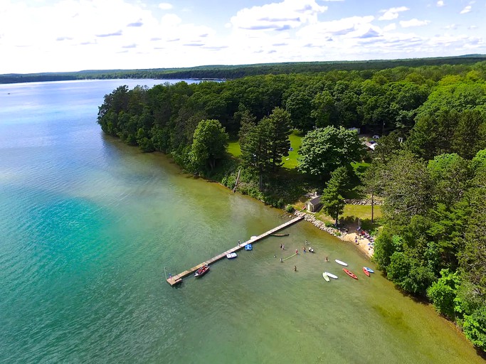 Cabins (Cohasset, Minnesota, United States)