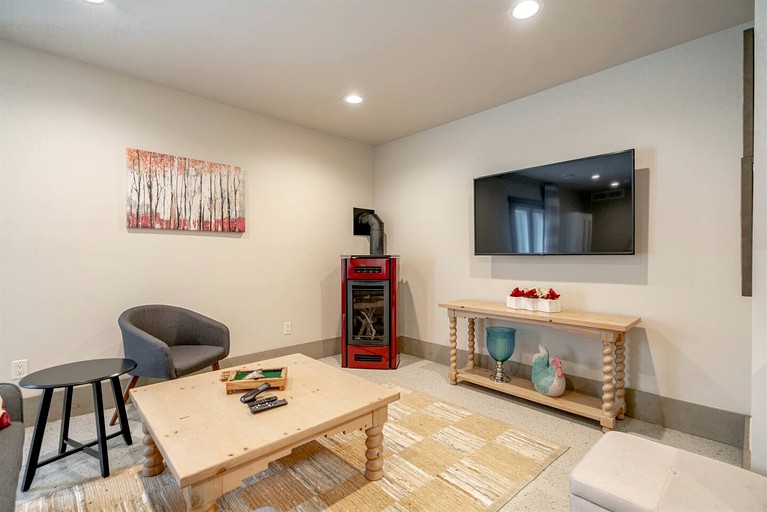 Vacation Rentals (Canada, Leamington, Ontario)