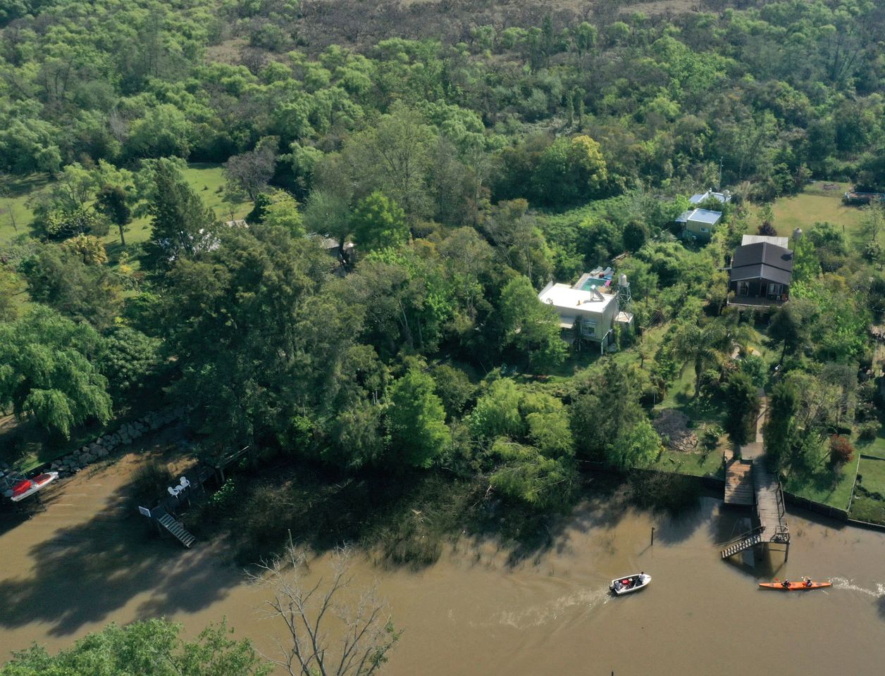 Romantic Nordic-Style Riverfront Suites with Private Dock near Tigre, Buenos Aires