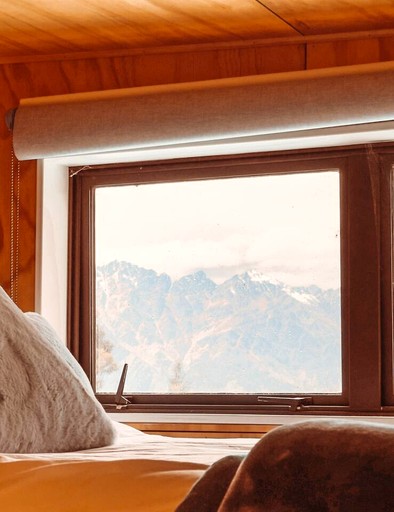 Cabins (New Zealand, Queenstown, South Island)