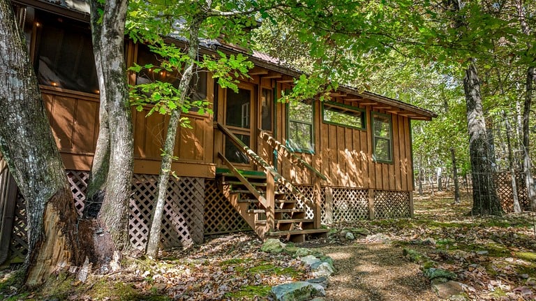 Cabins (United States of America, Mentone, Alabama)