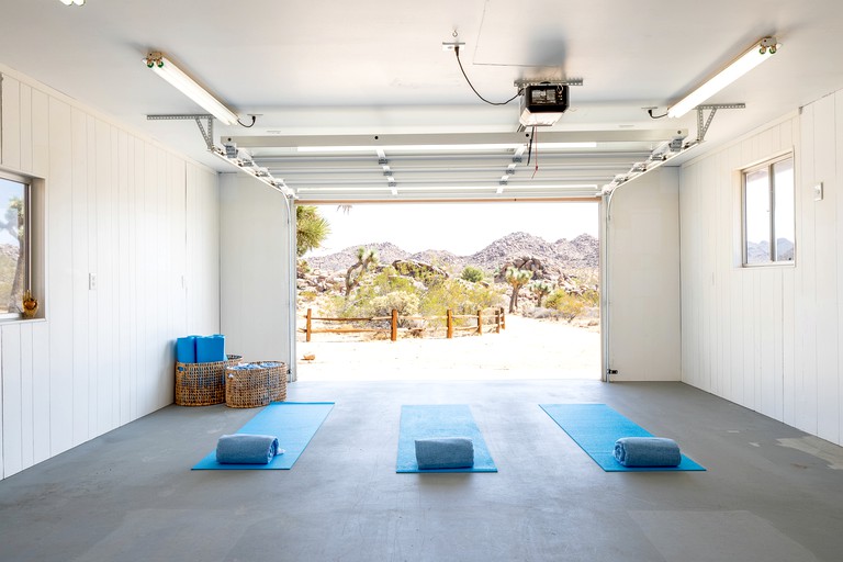 Floating Homes (United States of America, Joshua Tree, California)