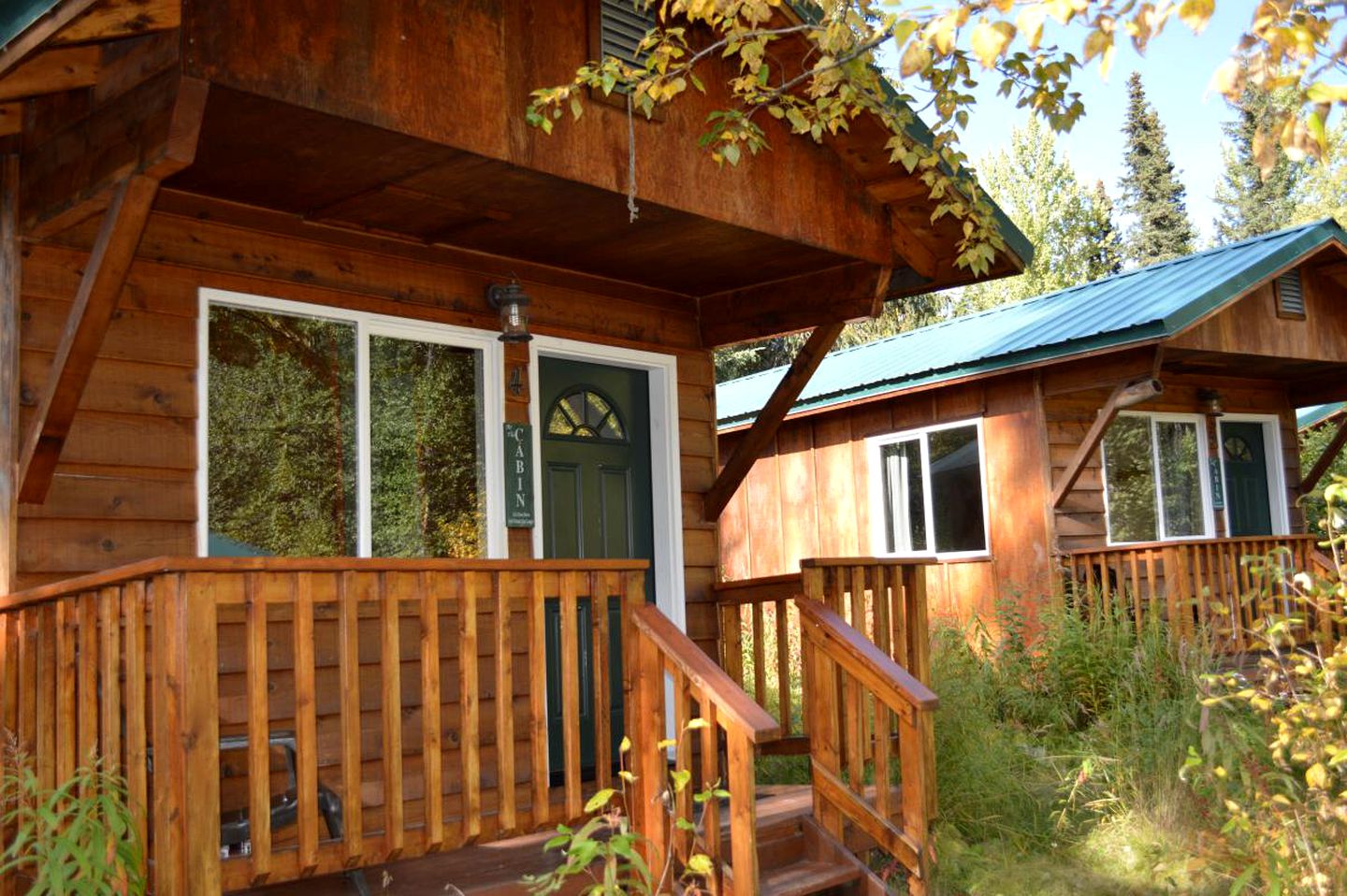 Luxury Cedar Wood Cabins with Picturesque Mountain Views near Anchorage, Alaska