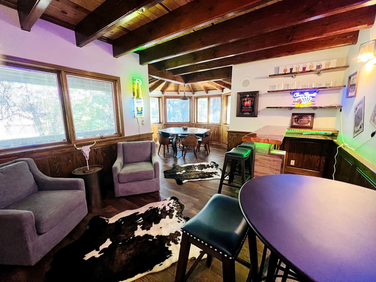 The Ultimate Nature Escape: Amazing Cabin with a Hot Tub in Big Bear Lake, California