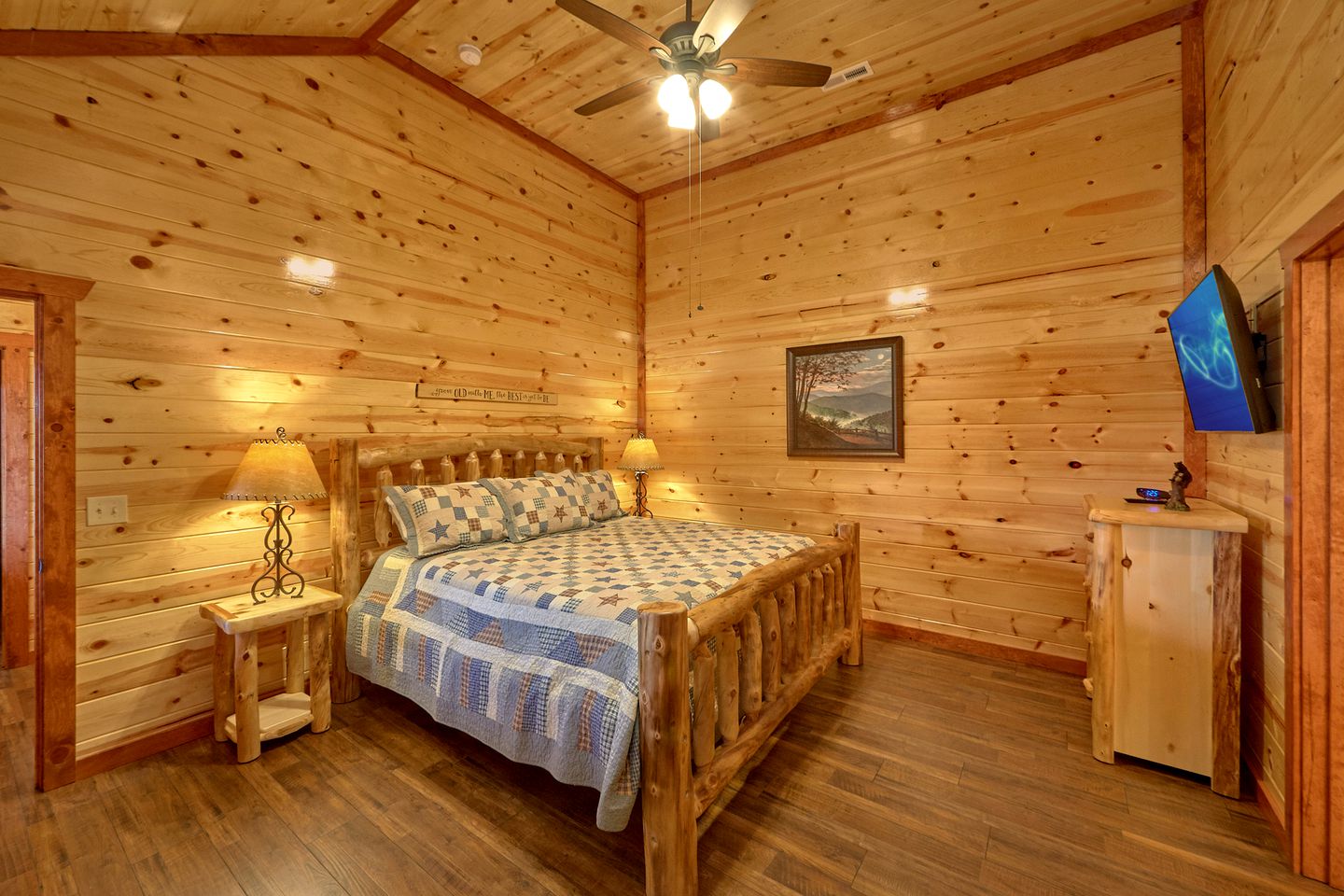 Magical Great Smoky Mountains Cabin Ideal for Group Getaways in Tennessee