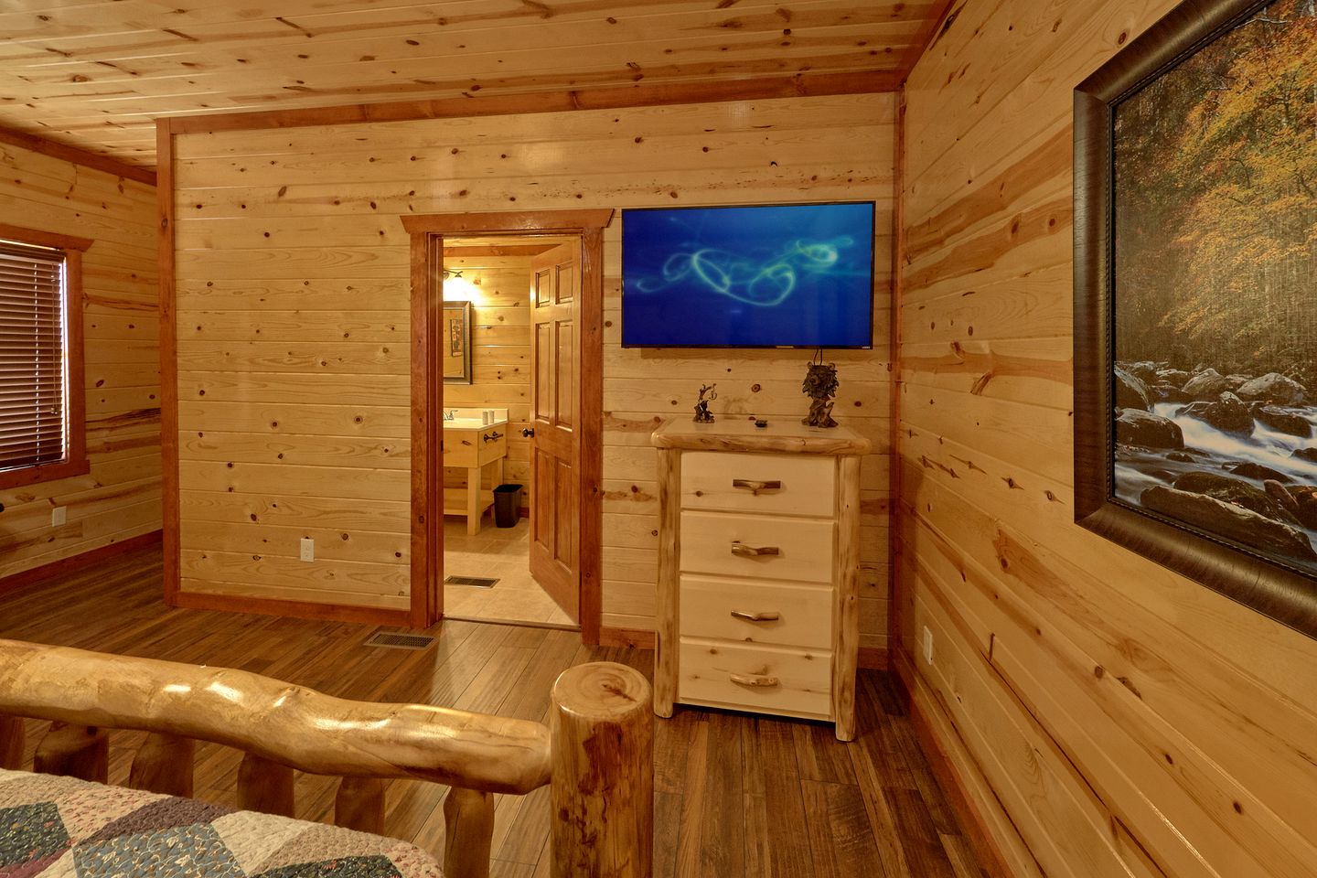Magical Great Smoky Mountains Cabin Ideal for Group Getaways in Tennessee