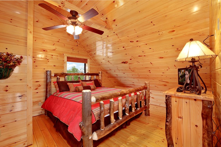 -- (United States, Gatlinburg, Tennessee)