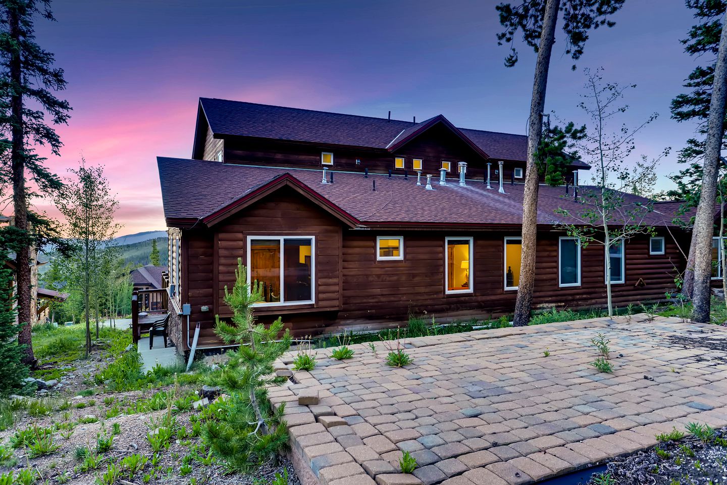 Charming Colorado Cabin near Breckenridge for a Family Vacation in the Rocky Mountains