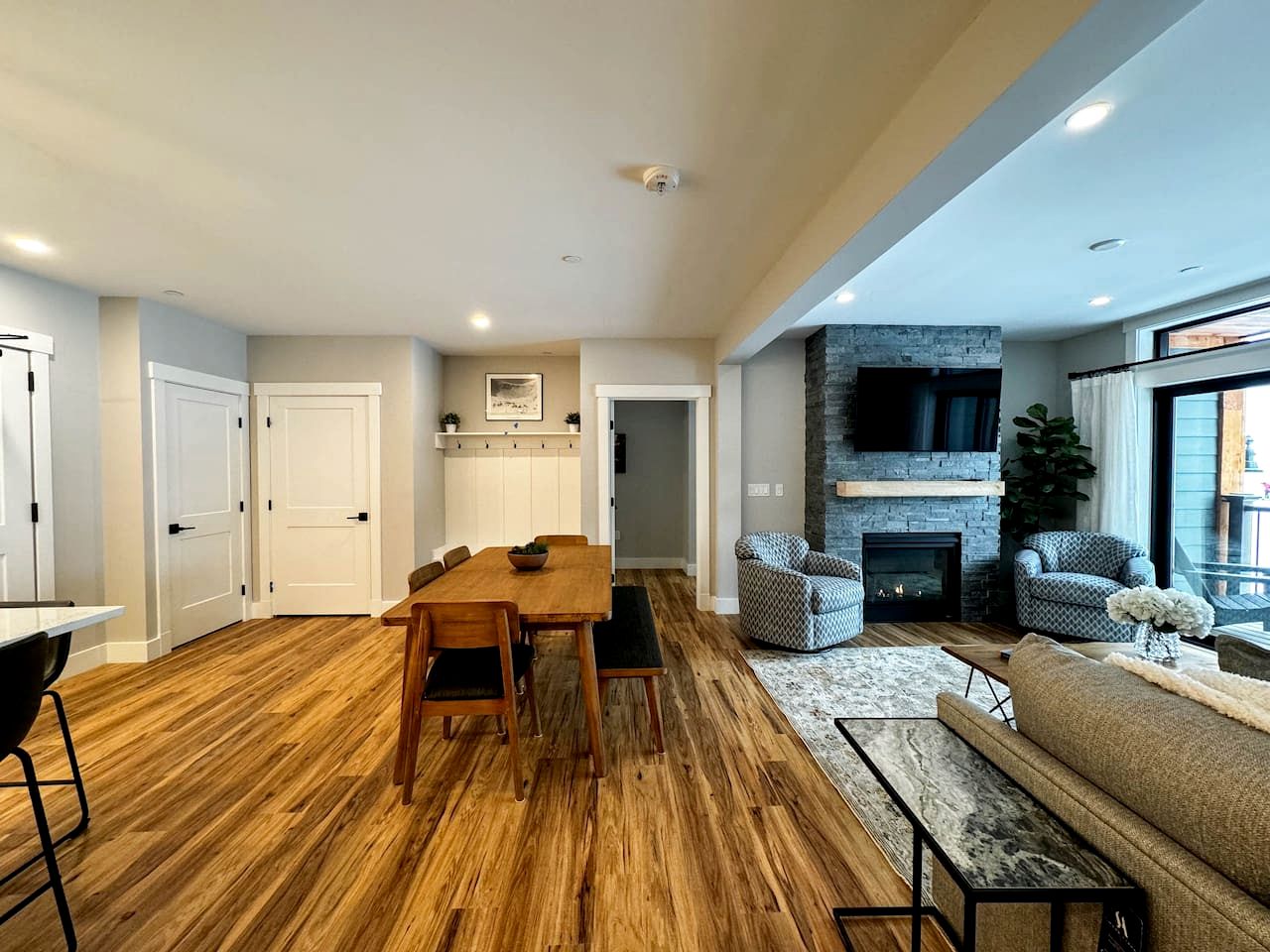 Glorious Cottage with Swimming Pool and Gym in North Conway, New Hampshire