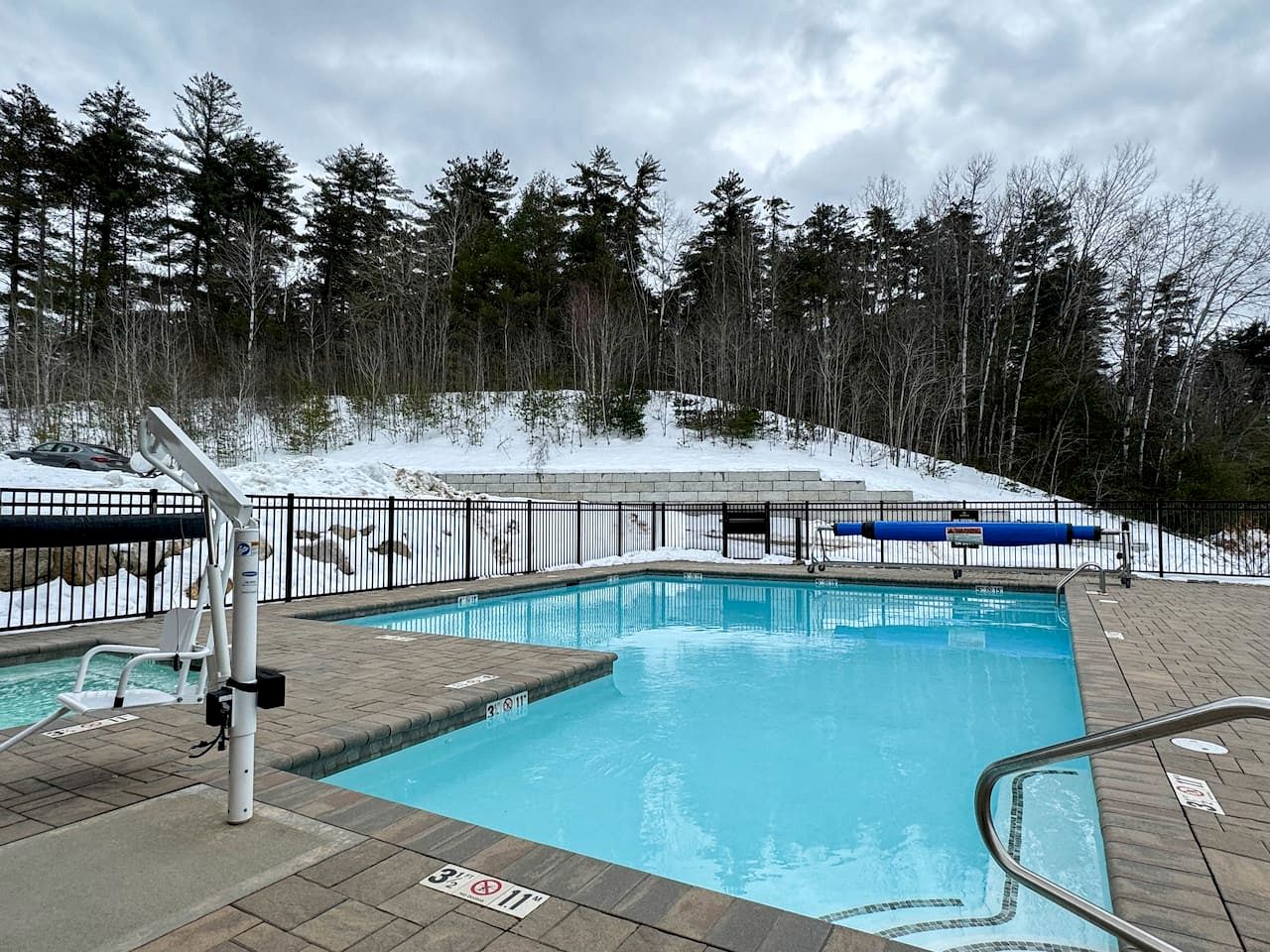 Glorious Cottage with Swimming Pool and Gym in North Conway, New Hampshire