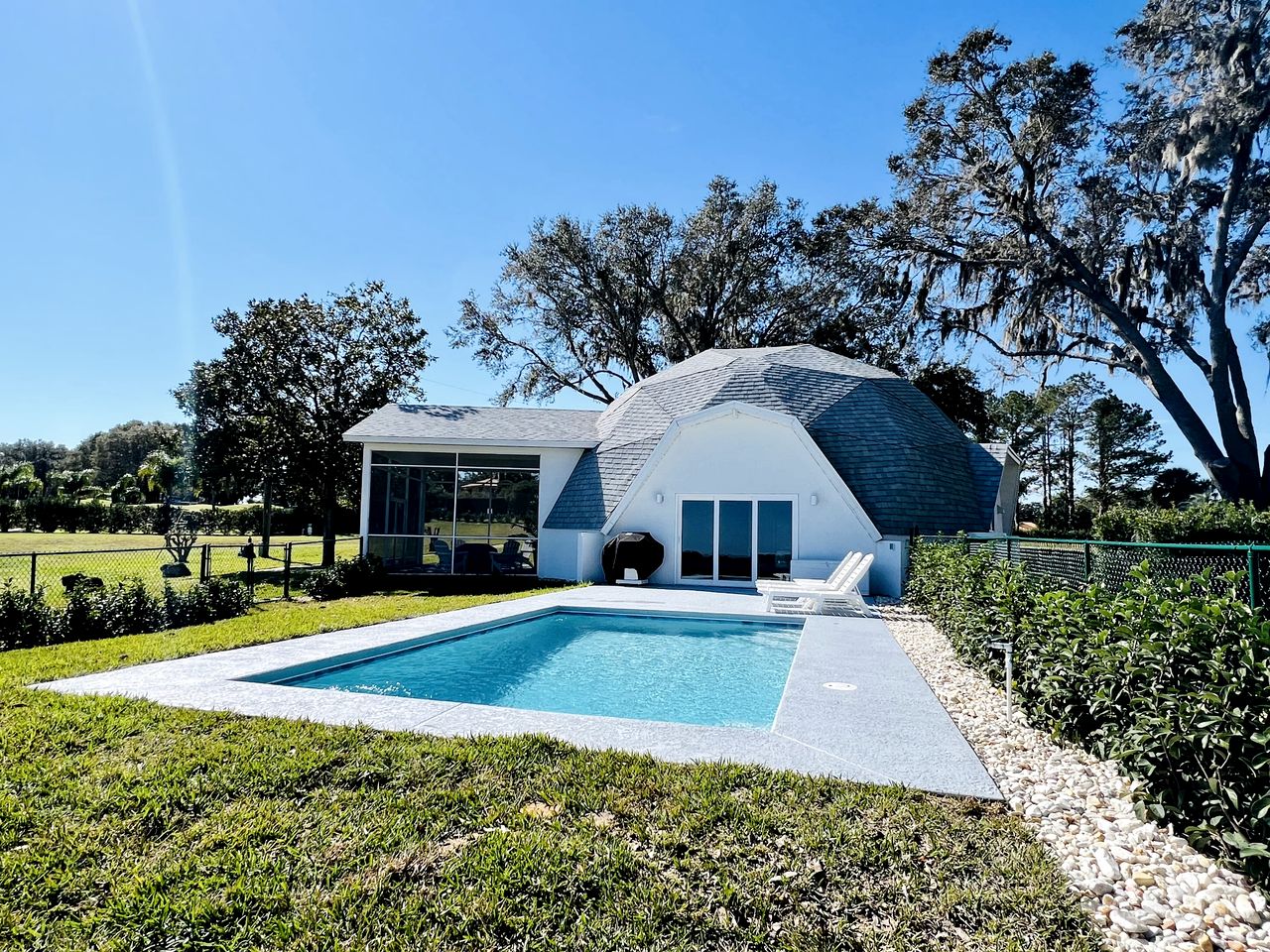 Modern 3-Bedroom Lakefront Home with Pool, Patio & Private Helipad in Clermont, Florida