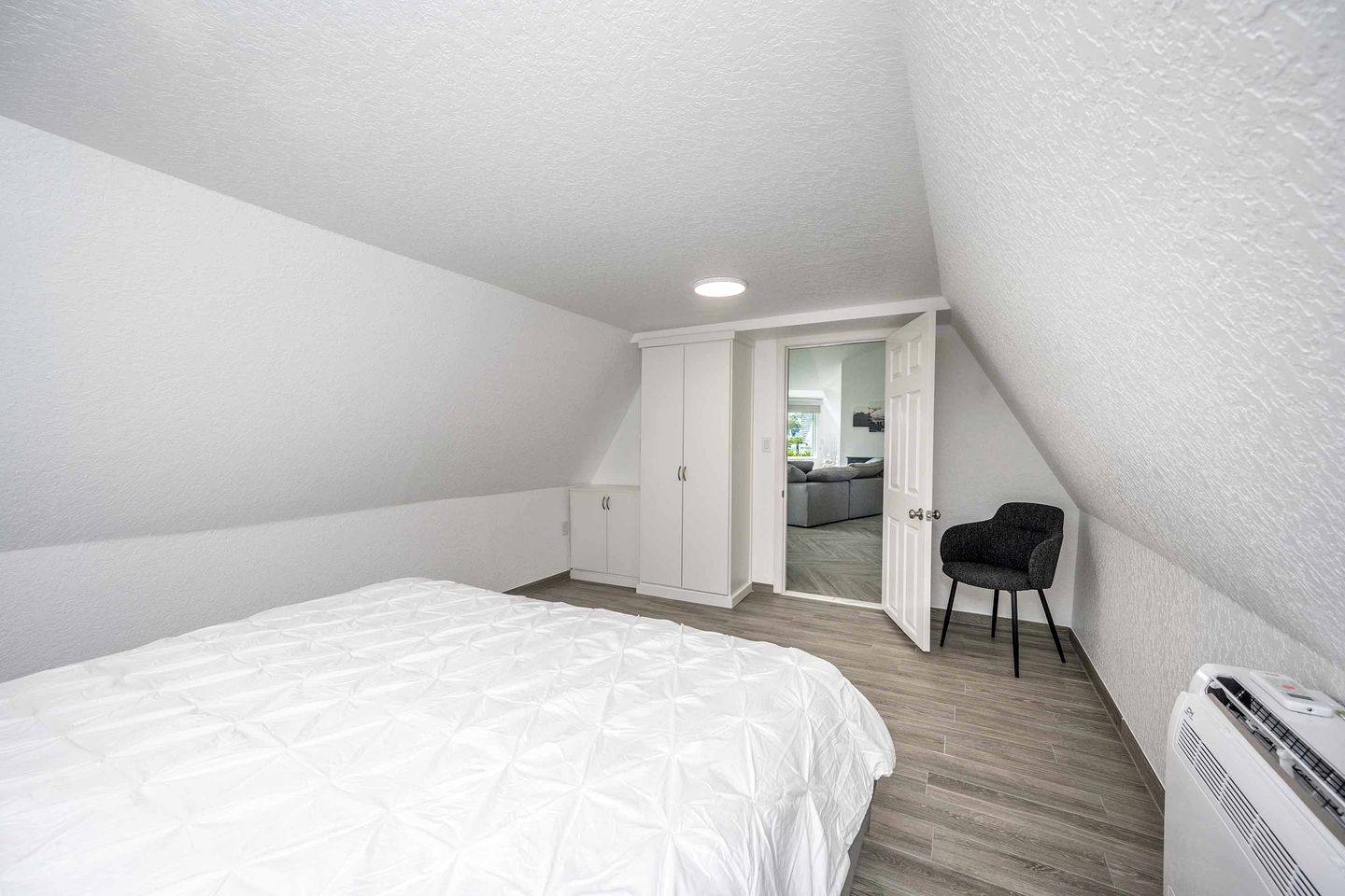 Lakeside Dome Retreat with Sun Deck & Lake Views | 2BR Rental in Clermont, Florida