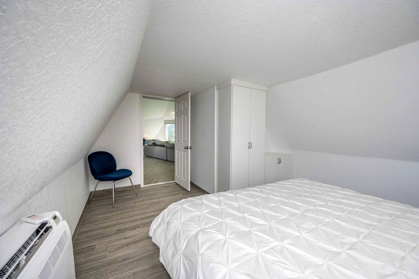 Lakeside Dome Retreat with Sun Deck & Lake Views | 2BR Rental in Clermont, Florida
