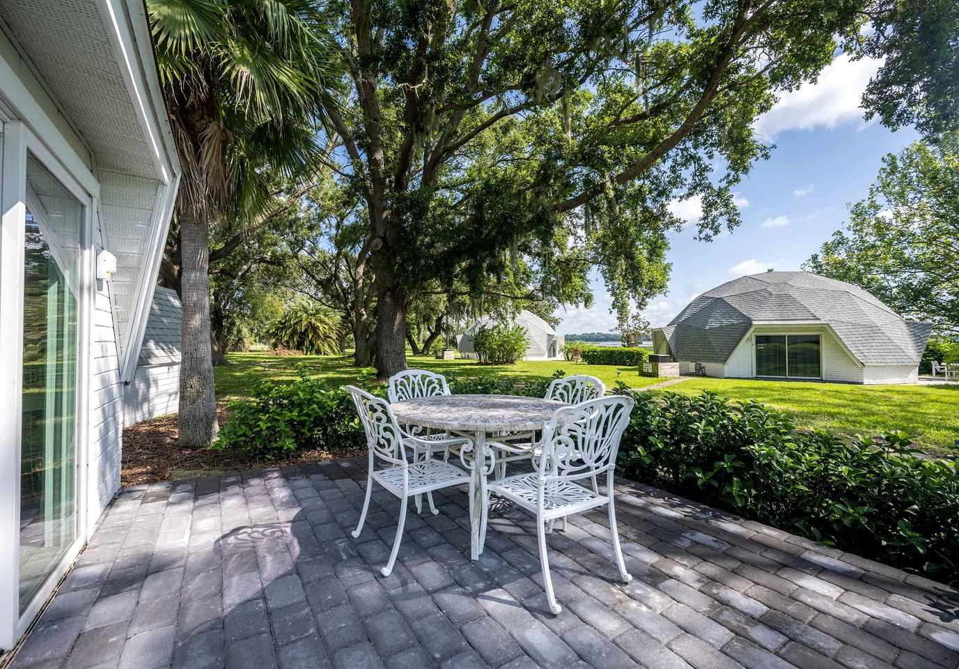 Lakeside Dome Retreat with Sun Deck & Lake Views | 2BR Rental in Clermont, Florida