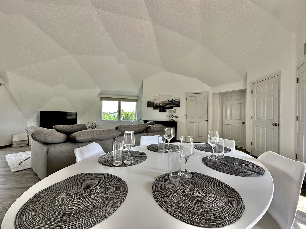 Lakeside Dome Retreat with Sun Deck & Lake Views | 2BR Rental in Clermont, Florida