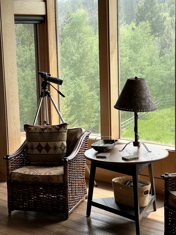 Elegant Mountain Retreat with Private Fishing Access near Madison River, Montana