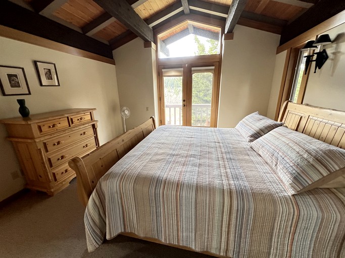 Vacation Rentals (United States of America, Cameron, Montana)