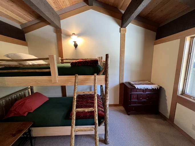 Vacation Rentals (United States of America, Cameron, Montana)